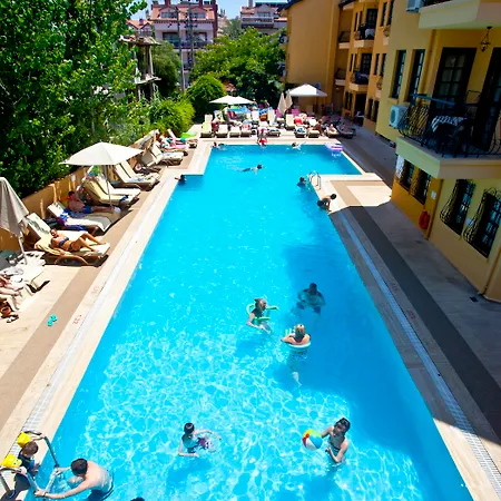 T And G Marmaris