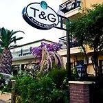 Hotel T And G *